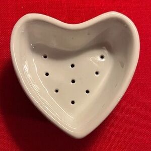 Heart-Shaped White Ceramic Strainer Dish